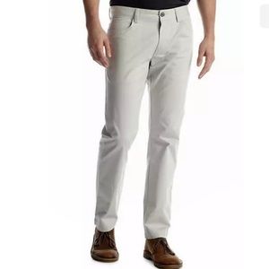 Calvin Klein Men’s Modern Chino Khaki Pant - Flex Movement Fabric